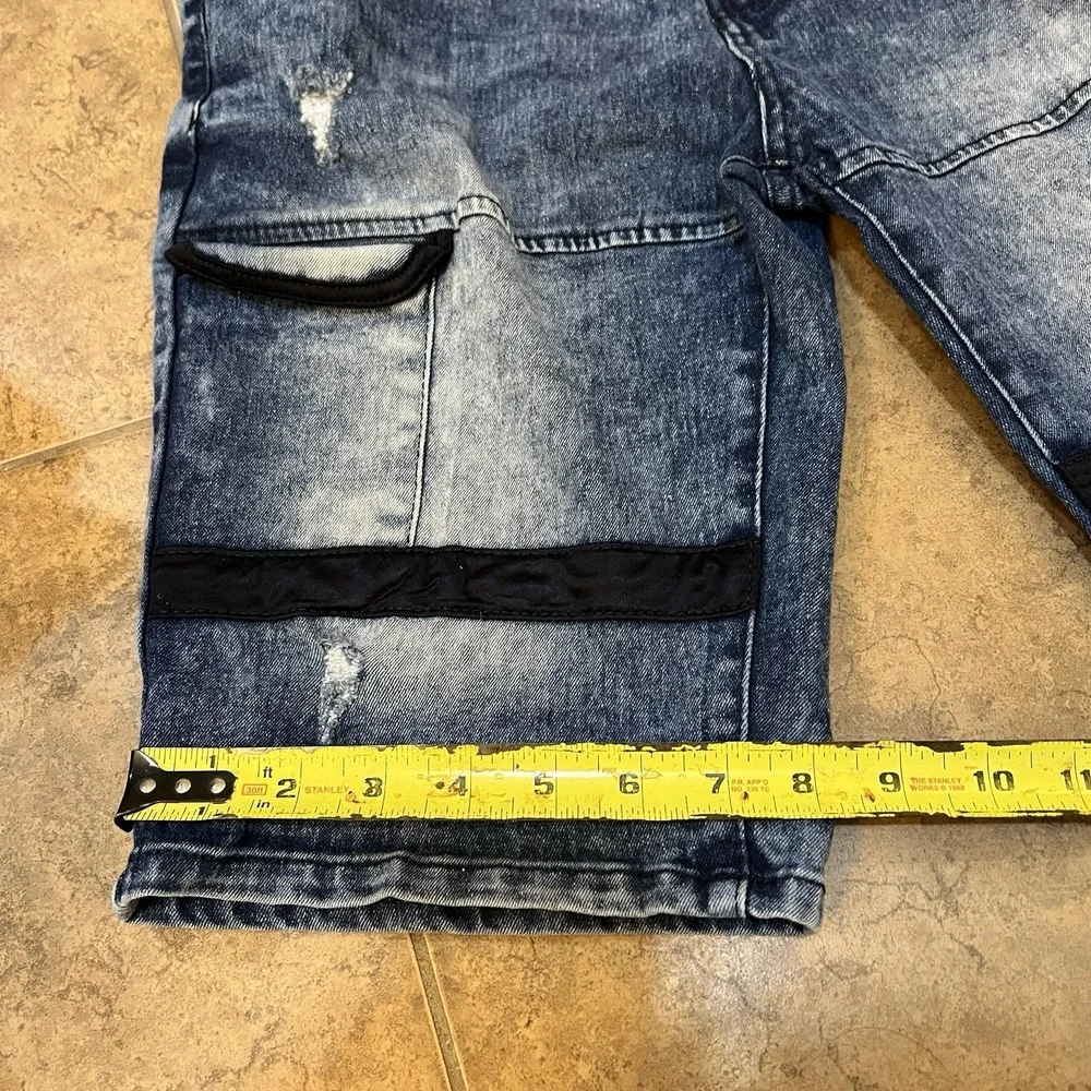 South pole Blue Jean shorts - Size 32 slim - Distressed - Black‎ Stripes - Men's